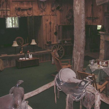 Arrowmont Stables & Cabins Cullowhee المظهر الخارجي الصورة