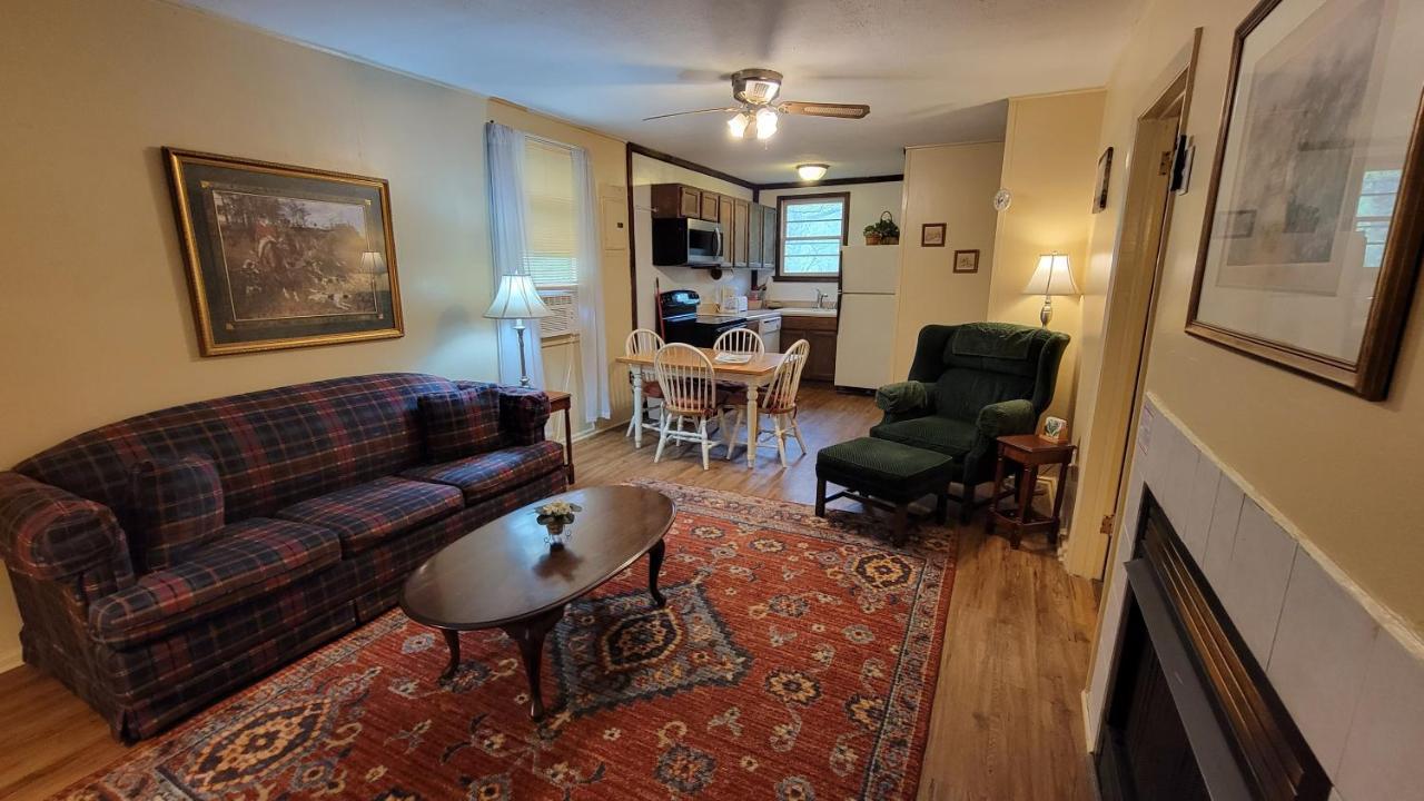 Arrowmont Stables & Cabins Cullowhee المظهر الخارجي الصورة