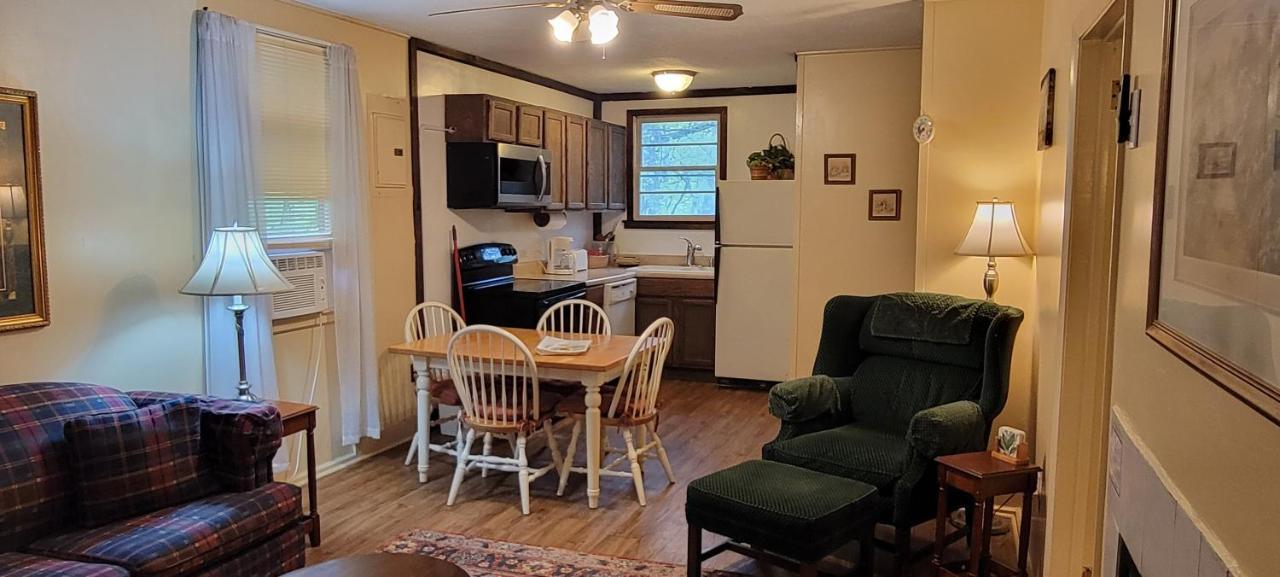 Arrowmont Stables & Cabins Cullowhee المظهر الخارجي الصورة